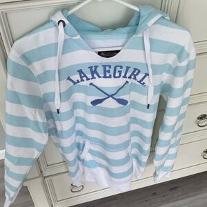 Lakegirl hoodie NWT Small